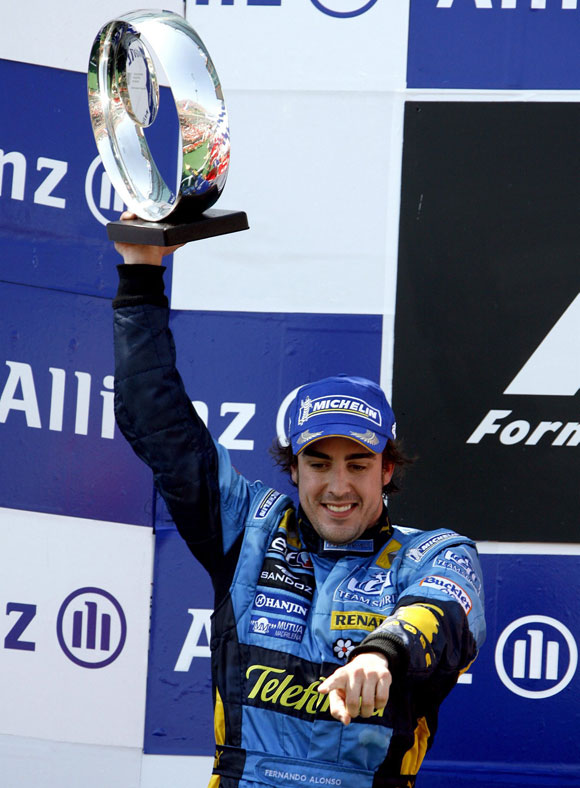 雷速体育直播-威廉姆斯翻盘哈斯车队，阿隆索高光表现