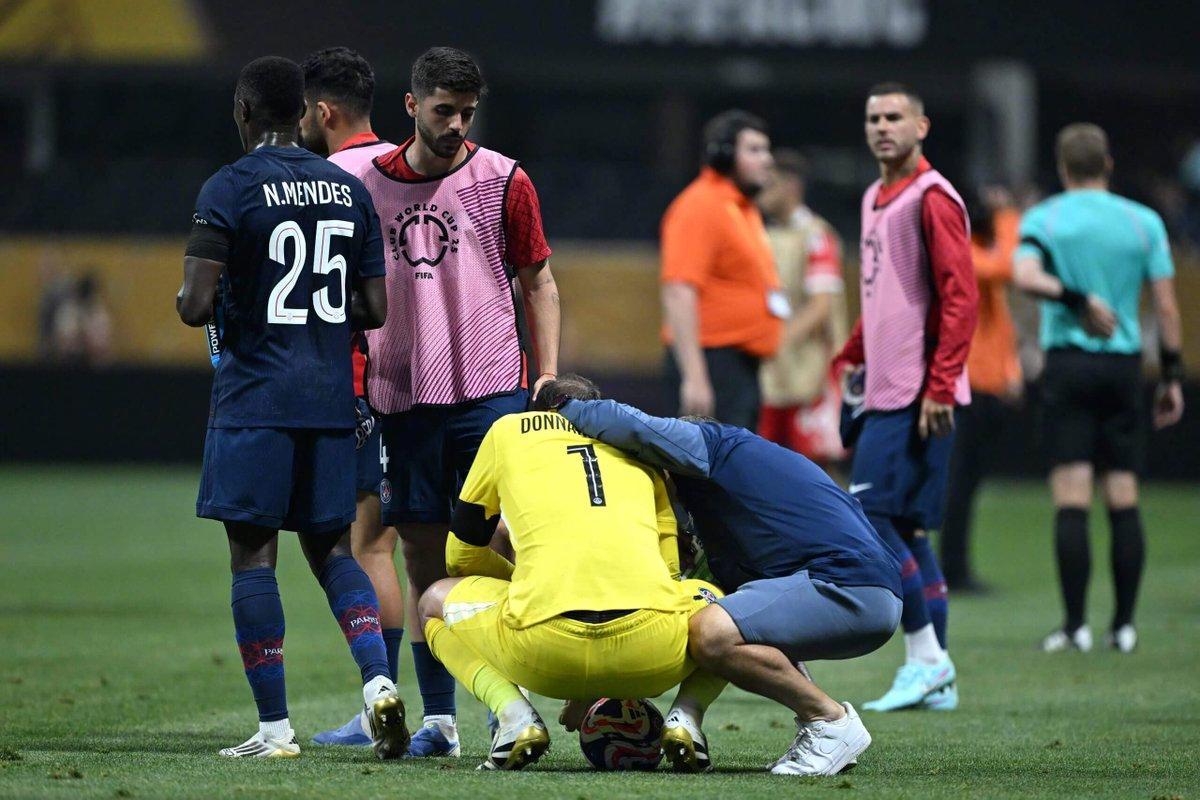 乌拉圭险胜巴萨，伊布扛起全队