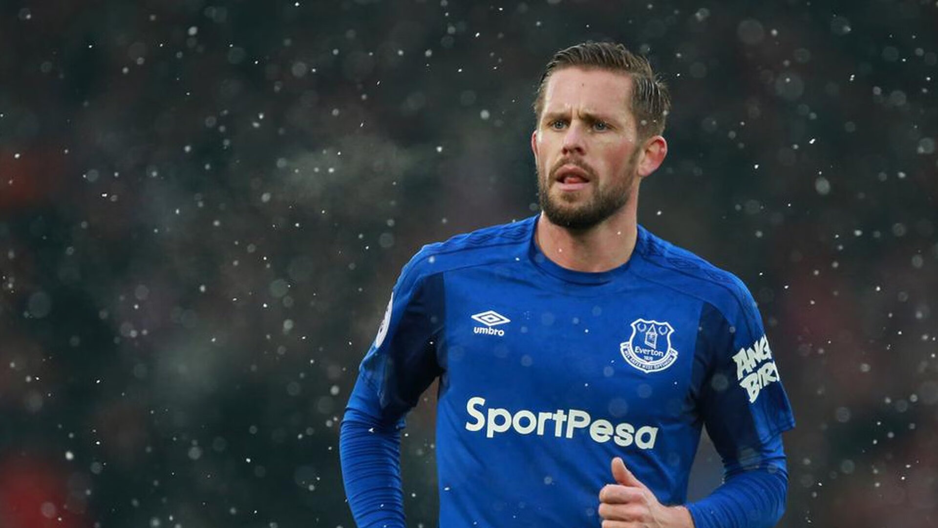 德甲争冠战之夜,迪巴拉节奏完全掌控,艺术大师的终极证明